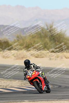 media/Dec-07-2025-CVMA (Sun) [[3e7d2de5dc]]/Race 9-Formula UL Shootout/